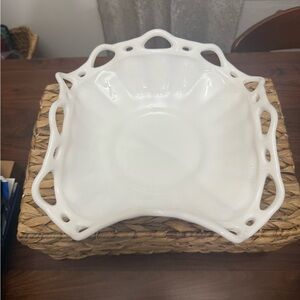 Vintage Frosteria milk glass fruit bowl with open lattice design. Collector